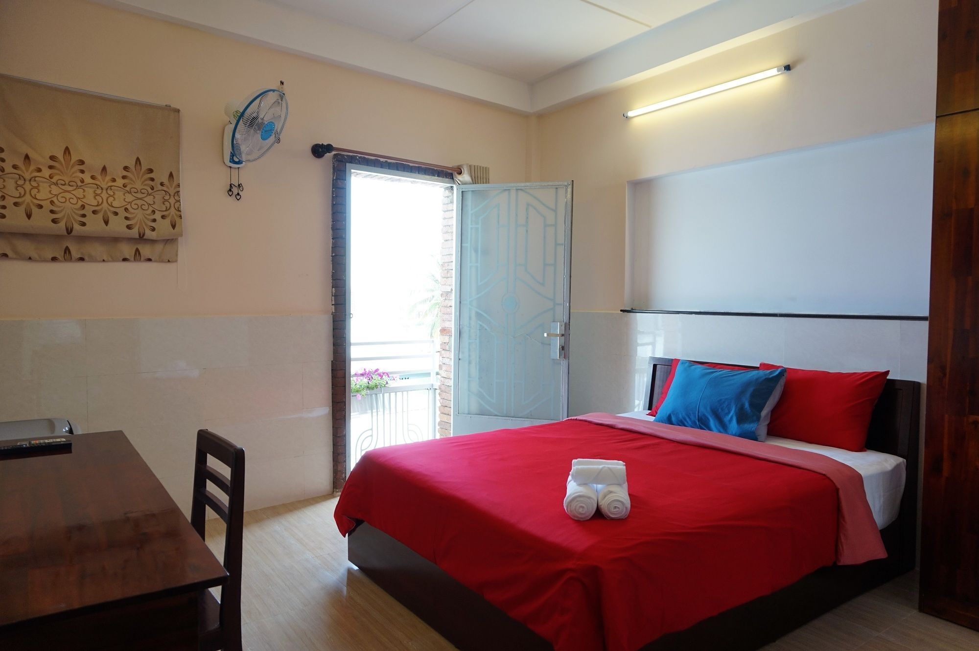 Reddoorz Near Khu Che Xuat Tan Thuan 2 Hotel Ho Chi Minh City Exterior photo