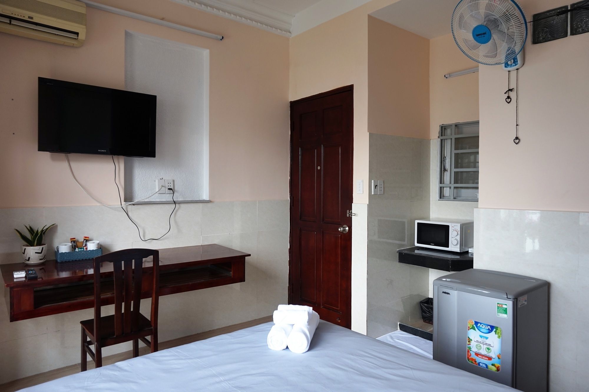 Reddoorz Near Khu Che Xuat Tan Thuan 2 Hotel Ho Chi Minh City Exterior photo