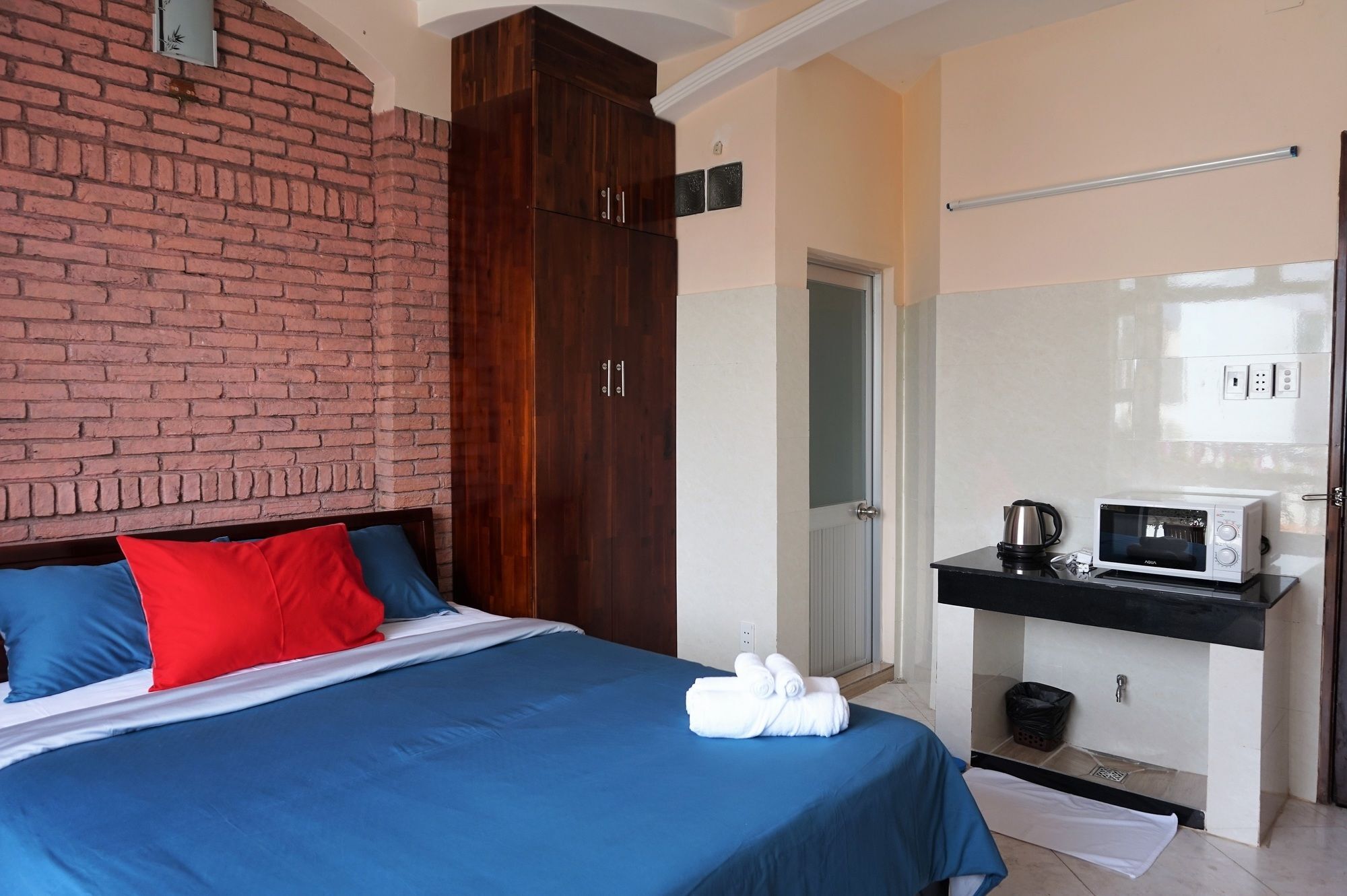 Reddoorz Near Khu Che Xuat Tan Thuan 2 Hotel Ho Chi Minh City Exterior photo